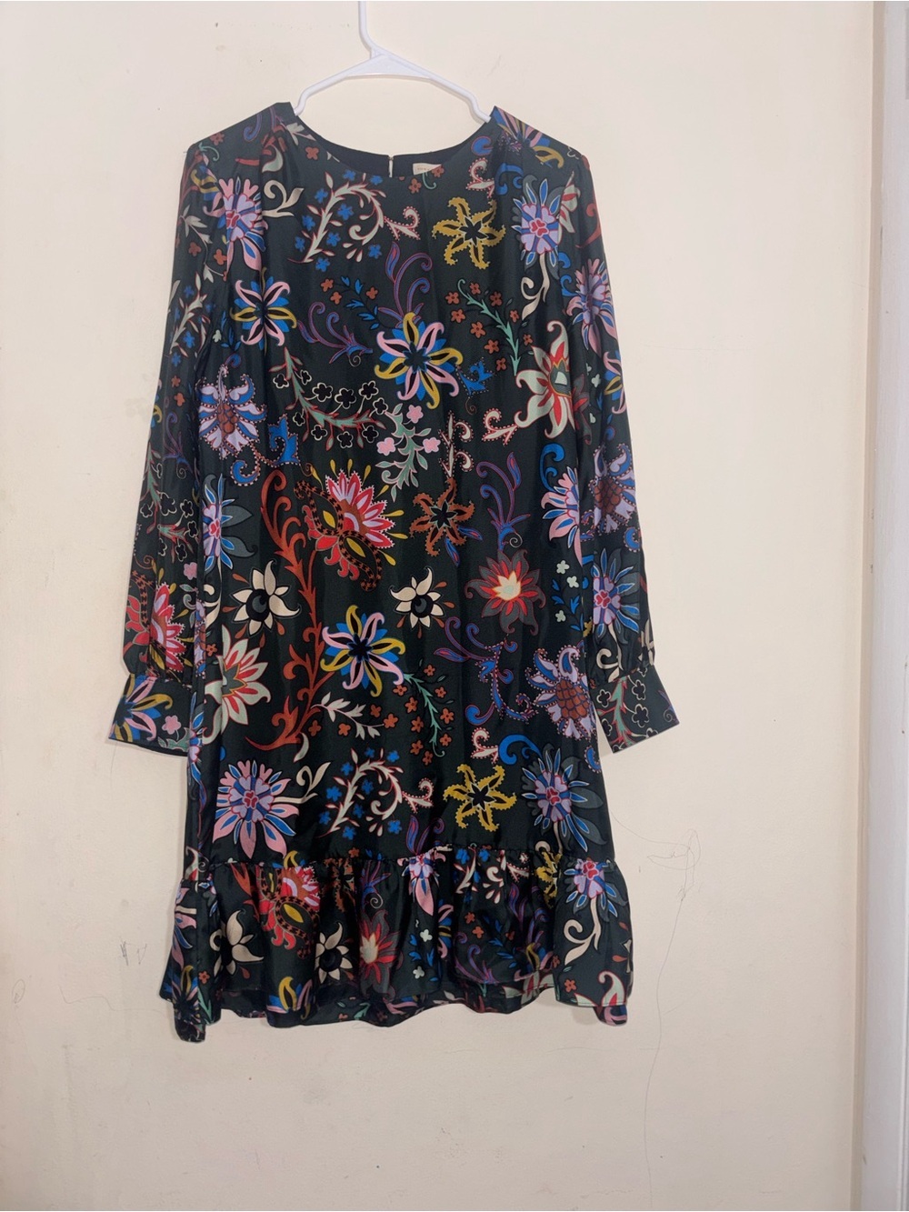 Tory Burch Floral Longsleeve Silk Twill Shift Dress Black Mountain
Floral Size 8